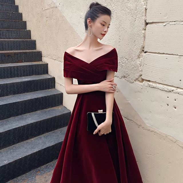 YUEGEE YG-08 burgundy velvet, off-shoulder, short hem