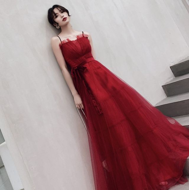 YUEGEE YG-32 red tulle skirt, layered, floor-length