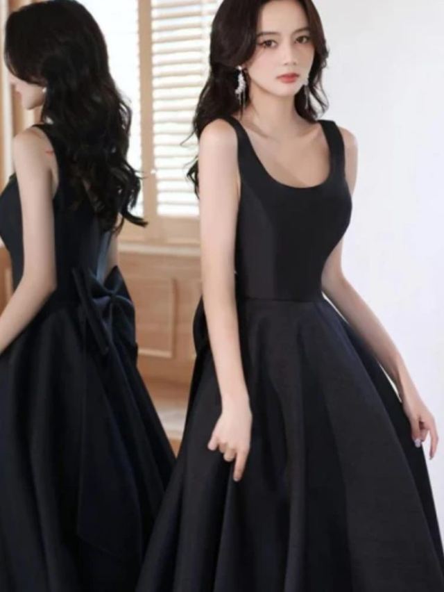YUEGEE YG-72.0 black satin ball gown, scoop neck, bow back